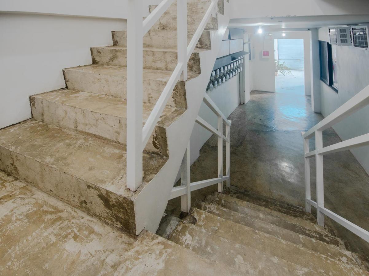 Gplace Hotel セブ市 エクステリア 写真