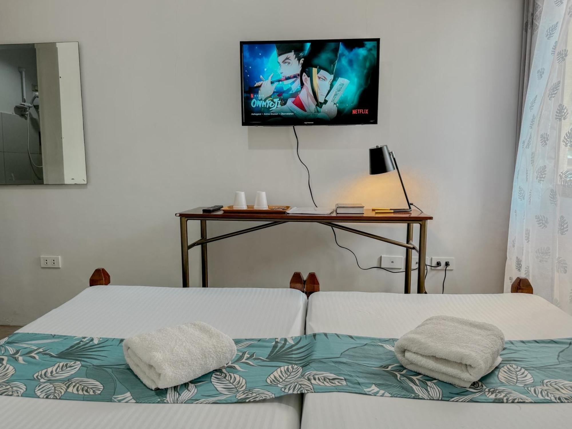 Gplace Hotel セブ市 エクステリア 写真